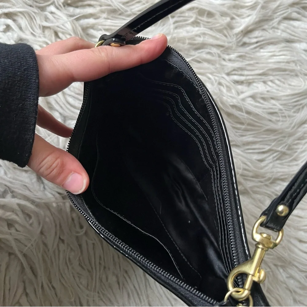 Coach Peyton Monogram Puff Embossed Black Patent Leather Go-Go Wristlet Bag EUC